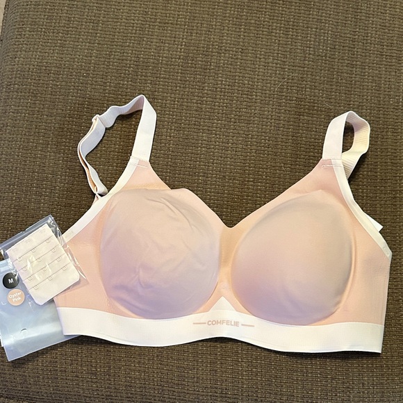 Women's Cream Wireless Bra - Picture 6 of 10